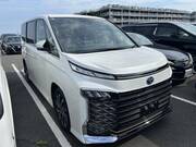 2025 TOYOTA VOXY