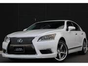 2013 LEXUS LS