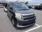 2007 TOYOTA NOAH SI