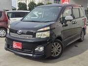 2012 TOYOTA VOXY