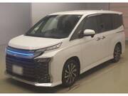 2025 TOYOTA VOXY
