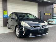 2012 TOYOTA PRIUS ALPHA