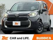 2022 TOYOTA SIENTA