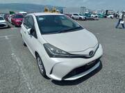 2016 TOYOTA VITZ