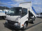 2013 TOYOTA DYNA