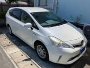 2011 TOYOTA PRIUS ALPHA S