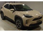 2025 TOYOTA YARIS CROSS HYBRID Z