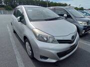 2013 TOYOTA VITZ