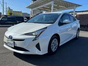 2016 TOYOTA PRIUS S