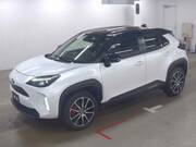2022 TOYOTA YARIS CROSS