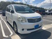 2011 TOYOTA NOAH