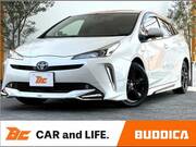 2020 TOYOTA PRIUS