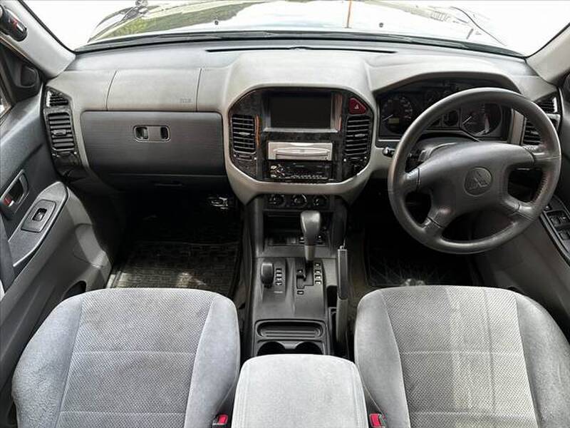 2002 MITSUBISHI PAJERO (MONTERO) for sale - photo 3