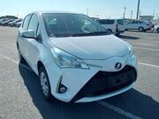 2018 TOYOTA VITZ F
