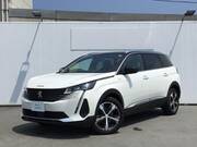 2022 PEUGEOT 5008