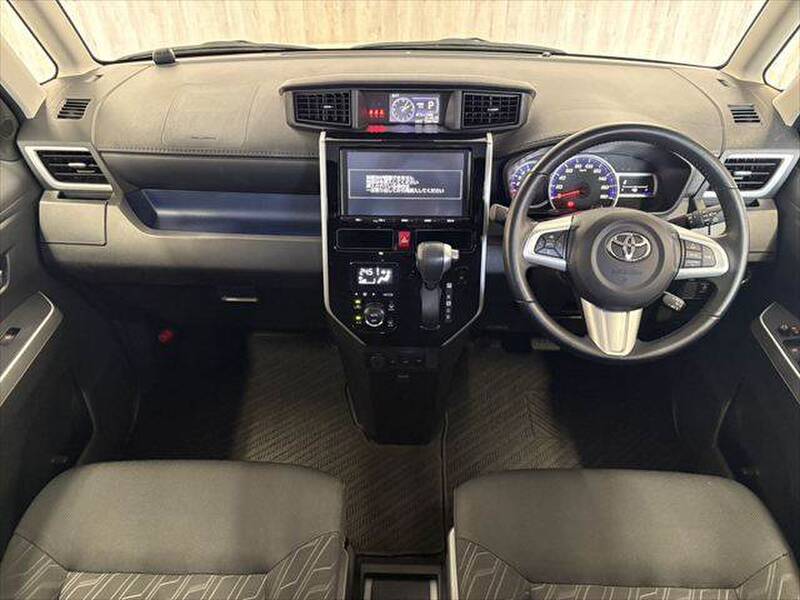 2017 TOYOTA ROOMY for sale - photo 4
