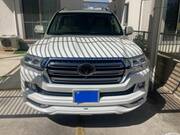 2018 TOYOTA LAND CRUISER