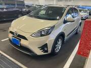 2017 TOYOTA AQUA CROSSOVER