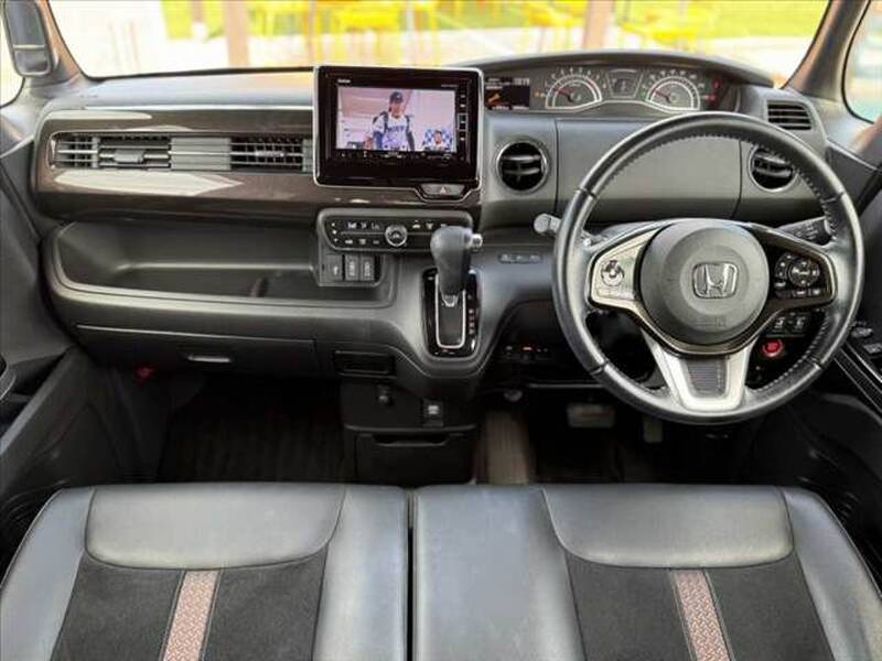 2017 HONDA N-BOX for sale - photo 3