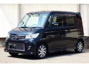 2011 NISSAN ROOX