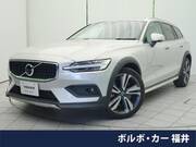 2019 VOLVO V60