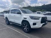 2023 TOYOTA HILUX