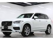 2022 VOLVO XC90