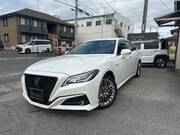 2019 TOYOTA CROWN HYBRID
