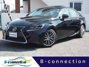 2017 LEXUS IS
