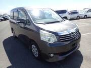 2012 TOYOTA NOAH YY