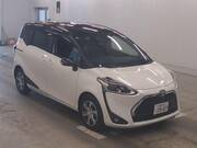 2019 TOYOTA SIENTA