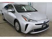 2019 TOYOTA PRIUS