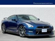 2012 NISSAN GT-R