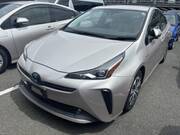 2019 TOYOTA PRIUS