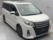 2015 TOYOTA NOAH