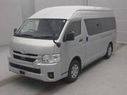 2022 TOYOTA HIACE VAN