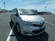 2012 TOYOTA VITZ U