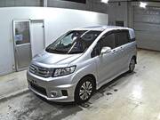 2013 HONDA FREED SPIKE
