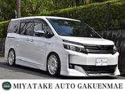 2014 TOYOTA VOXY