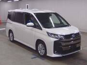 2022 TOYOTA NOAH
