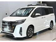 2018 TOYOTA NOAH