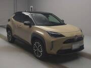 2025 TOYOTA YARIS CROSS