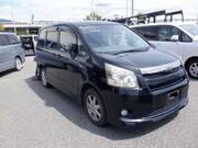 2009 TOYOTA NOAH S