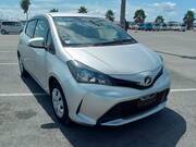 2015 TOYOTA VITZ F