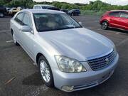 2005 TOYOTA CROWN ROYAL SALOON