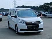 2015 TOYOTA NOAH X