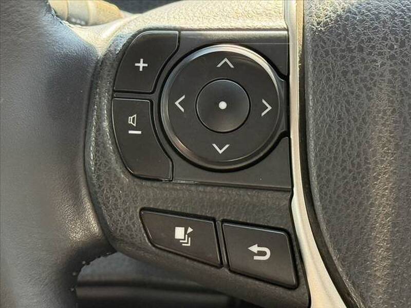 2015 TOYOTA VOXY for sale - more photos