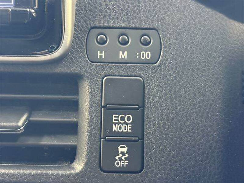 2016 TOYOTA VOXY for sale - photo 10