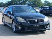 2011 TOYOTA CROWN
