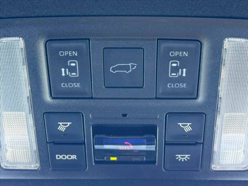 2025 TOYOTA VOXY for sale - photo 6